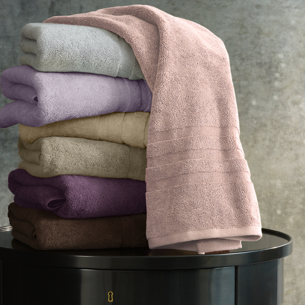 Ralph Lauren Home Palmer Solid Towel 1