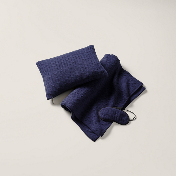 Iconic Cable Cashmere Travel Gift Set