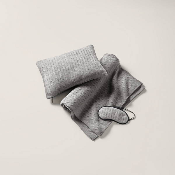 Iconic Cable Cashmere Travel Gift Set