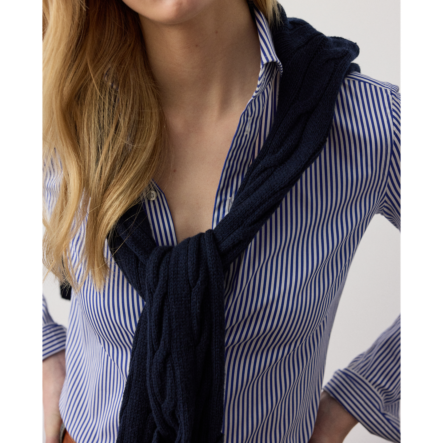 Женская рубашка Ralph Lauren Charmain Slim Fit Striped, цвет: Белый / Синий — фото 3