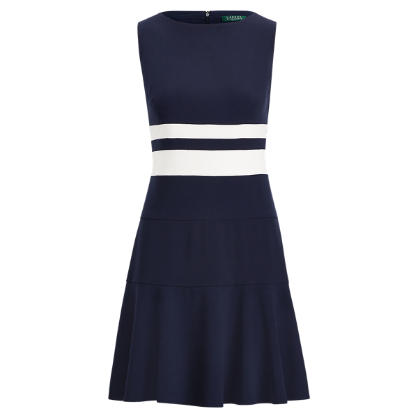 Robe ajust&eacute;e et &eacute;vas&eacute;e ray&eacute;e Lauren en 1