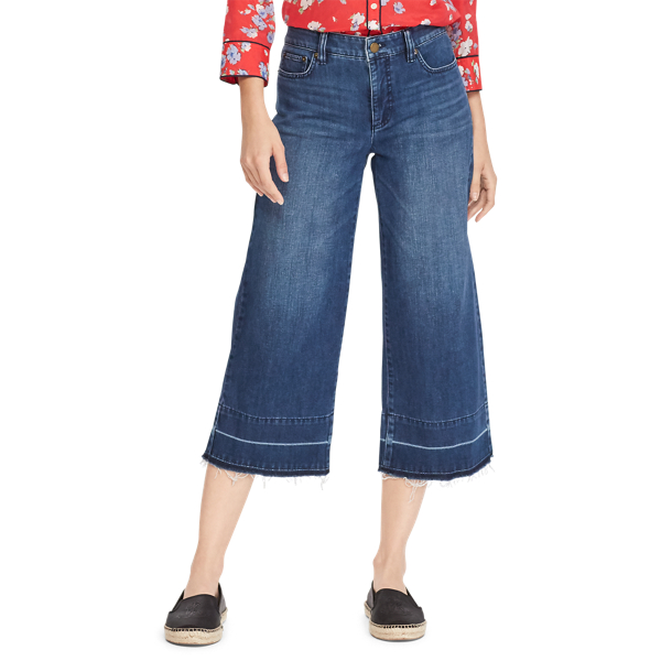 Horizon Blue Wash Cropped Flare Jean Lauren 3