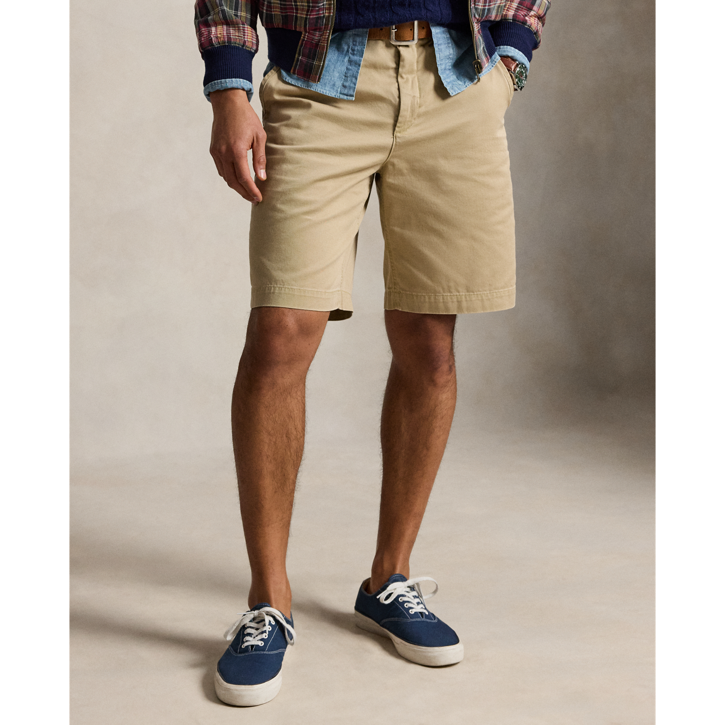 Мужские шорты Polo Ralph Lauren 10-Inch Relaxed Fit Chino, цвет: Рыжевато-коричневый — фото 1