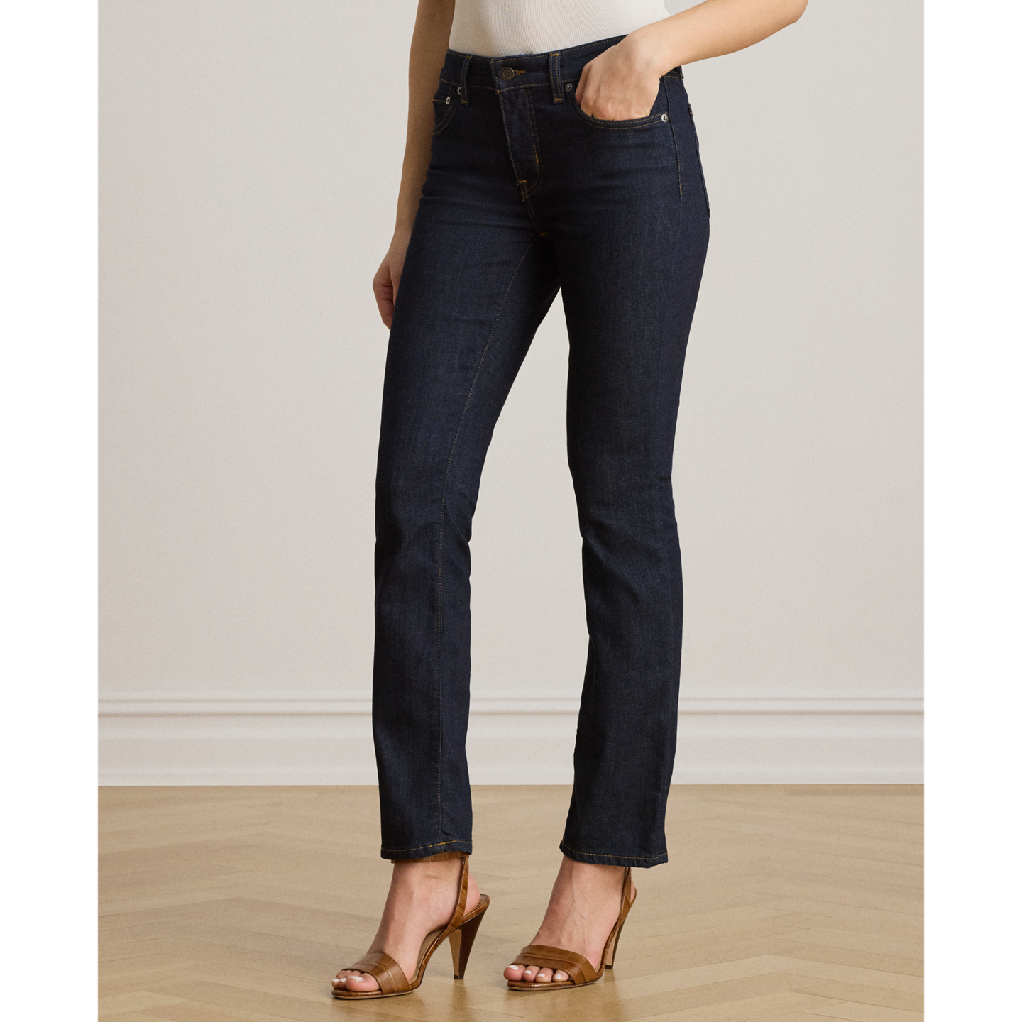 Женские джинсы Ralph Lauren Mid-Rise Straight Jean, цвет: Dark Rinse — фото 1
