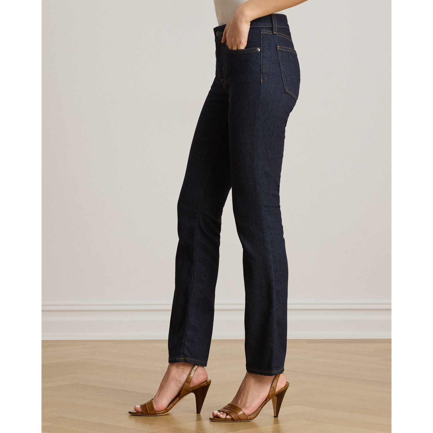 Женские джинсы Ralph Lauren Mid-Rise Straight Jean, цвет: Dark Rinse — фото 2