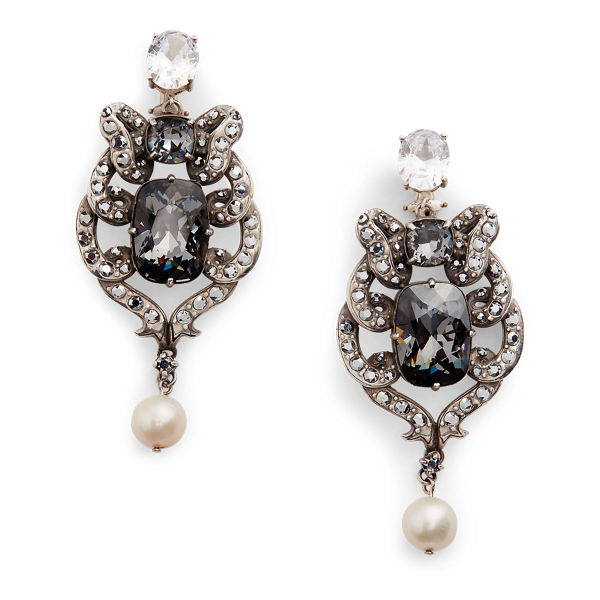 Boucles d'oreilles n&oelig;ud et cristaux Ralph Lauren Collection en 1