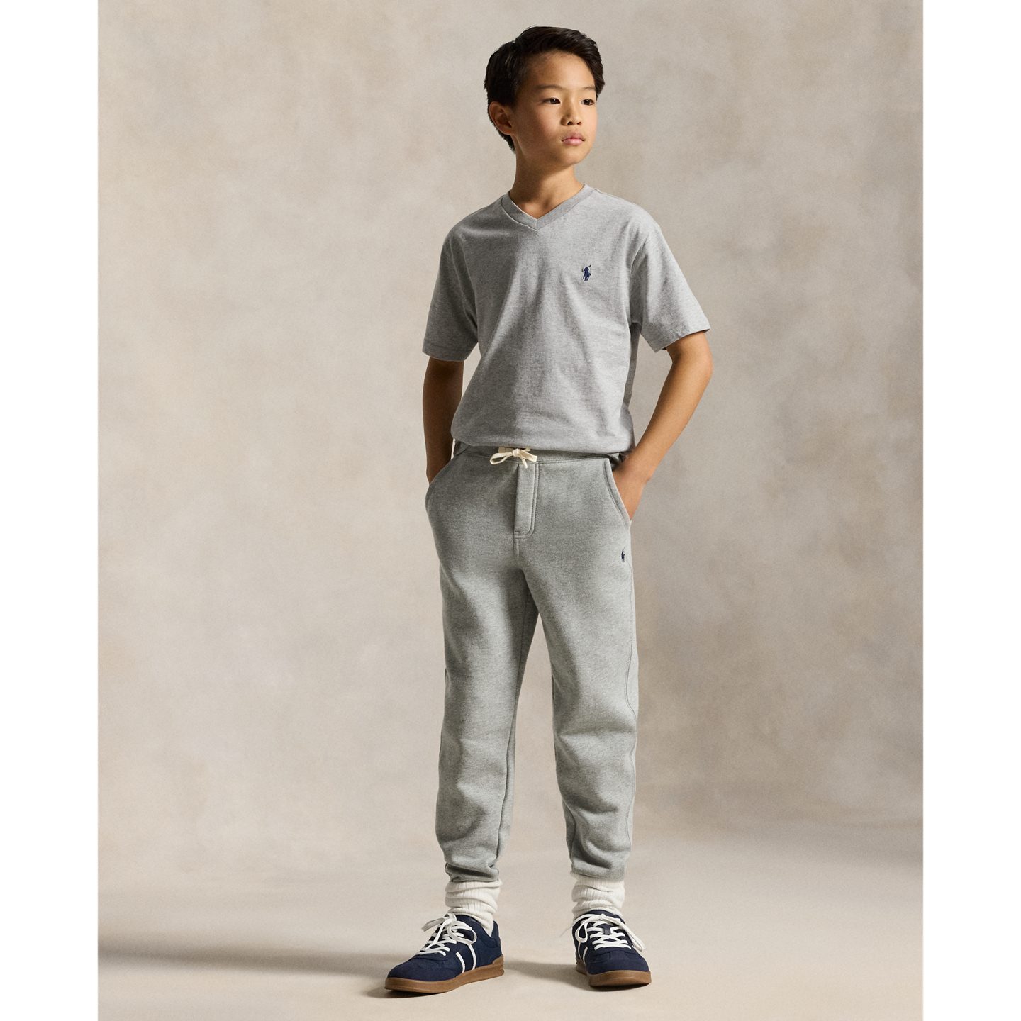 Детская футболка Ralph Lauren Cotton Jersey V-Neck, цвет: Меланжевый — фото 2