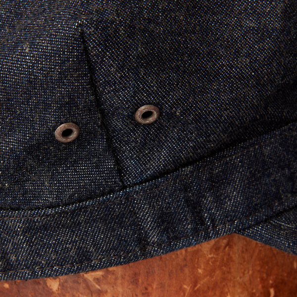 Utility-Kappe aus indigoblauem Denim