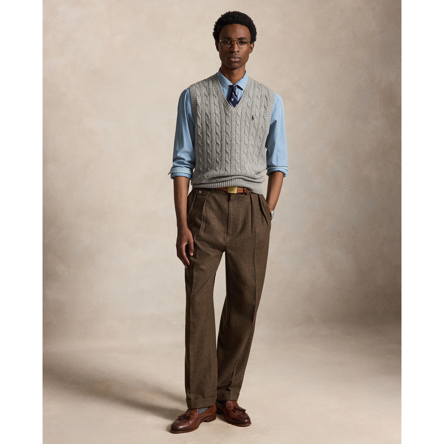 Мужской жилет Polo Ralph Lauren Cable-Knit Cotton Sweater Vest, цвет: Палевый серый меланжевый — фото 1