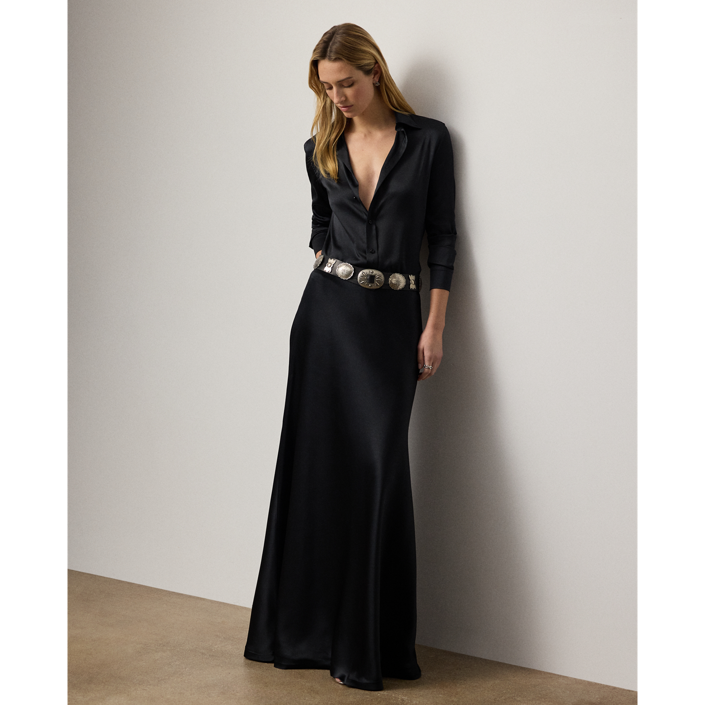 Женская рубашка Ralph Lauren Cameron Straight Fit Charmeuse, цвет: Чёрный — фото 1