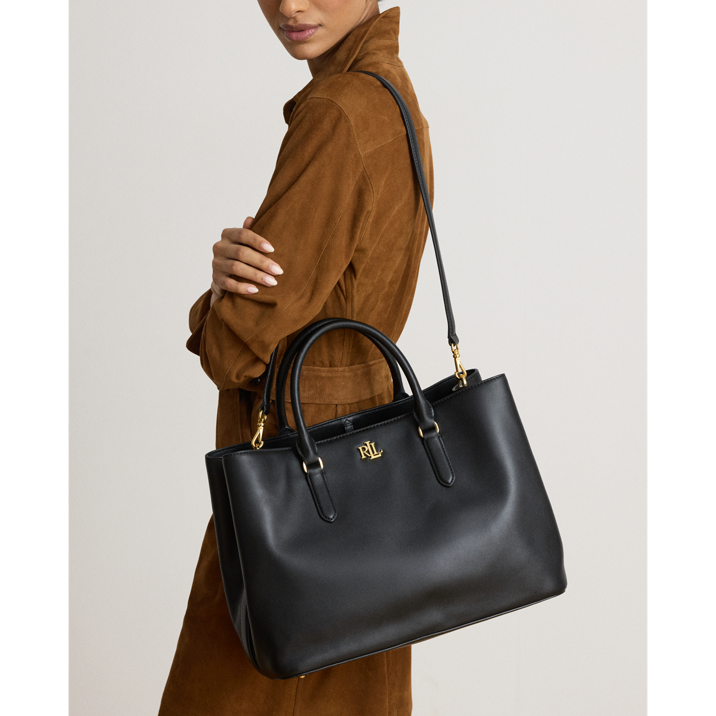 Женская сумка Ralph Lauren Leather Large Marcy Satchel, цвет: Чёрный — фото 6