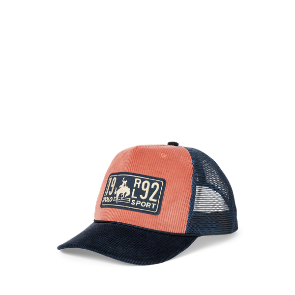 Bon&eacute; trucker de bombazina com aplica&ccedil;&atilde;o do log&oacute;tipo