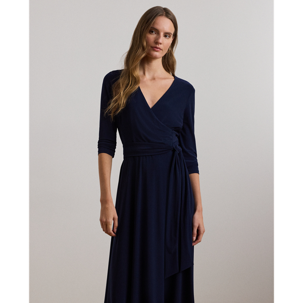 Jerseykleid mit V-Ausschnitt