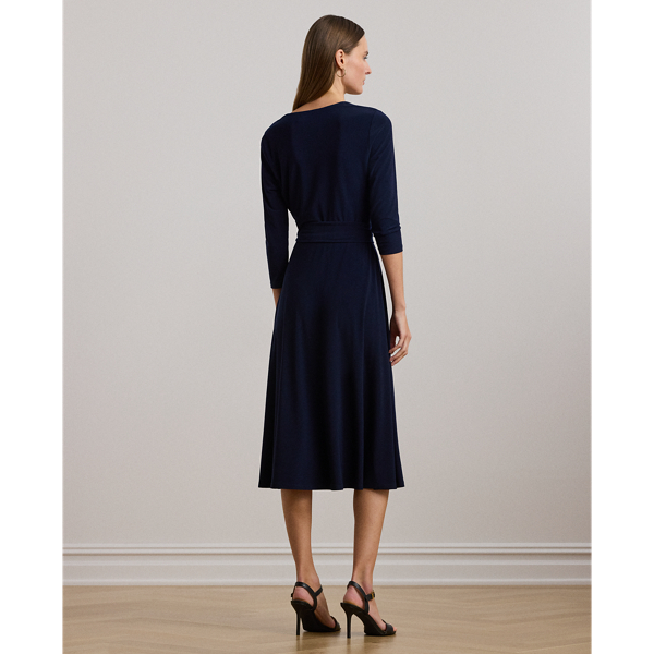 Jerseykleid mit V-Ausschnitt