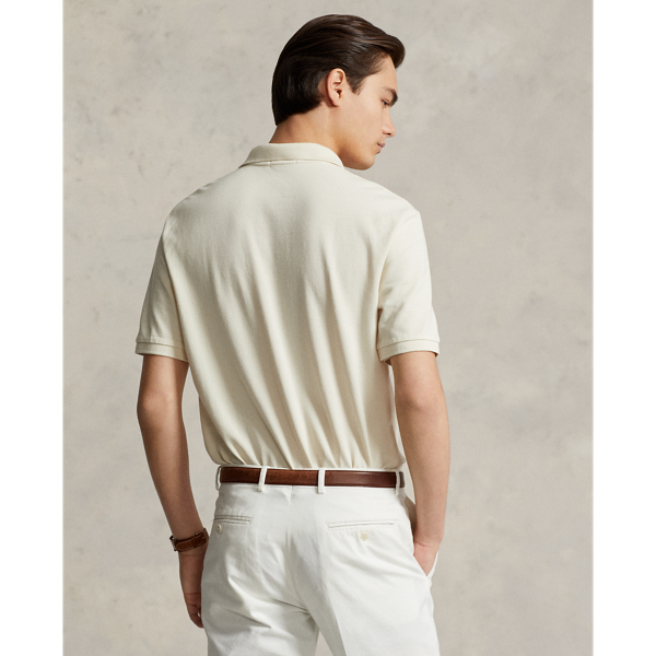 El ic&oacute;nico polo de piqu&eacute; Polo Ralph Lauren en Crema Guide 5