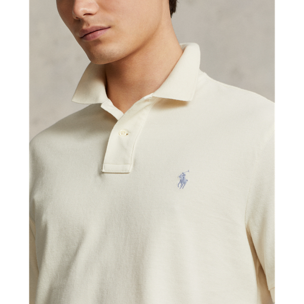El ic&oacute;nico polo de piqu&eacute; Polo Ralph Lauren en Crema Guide 6
