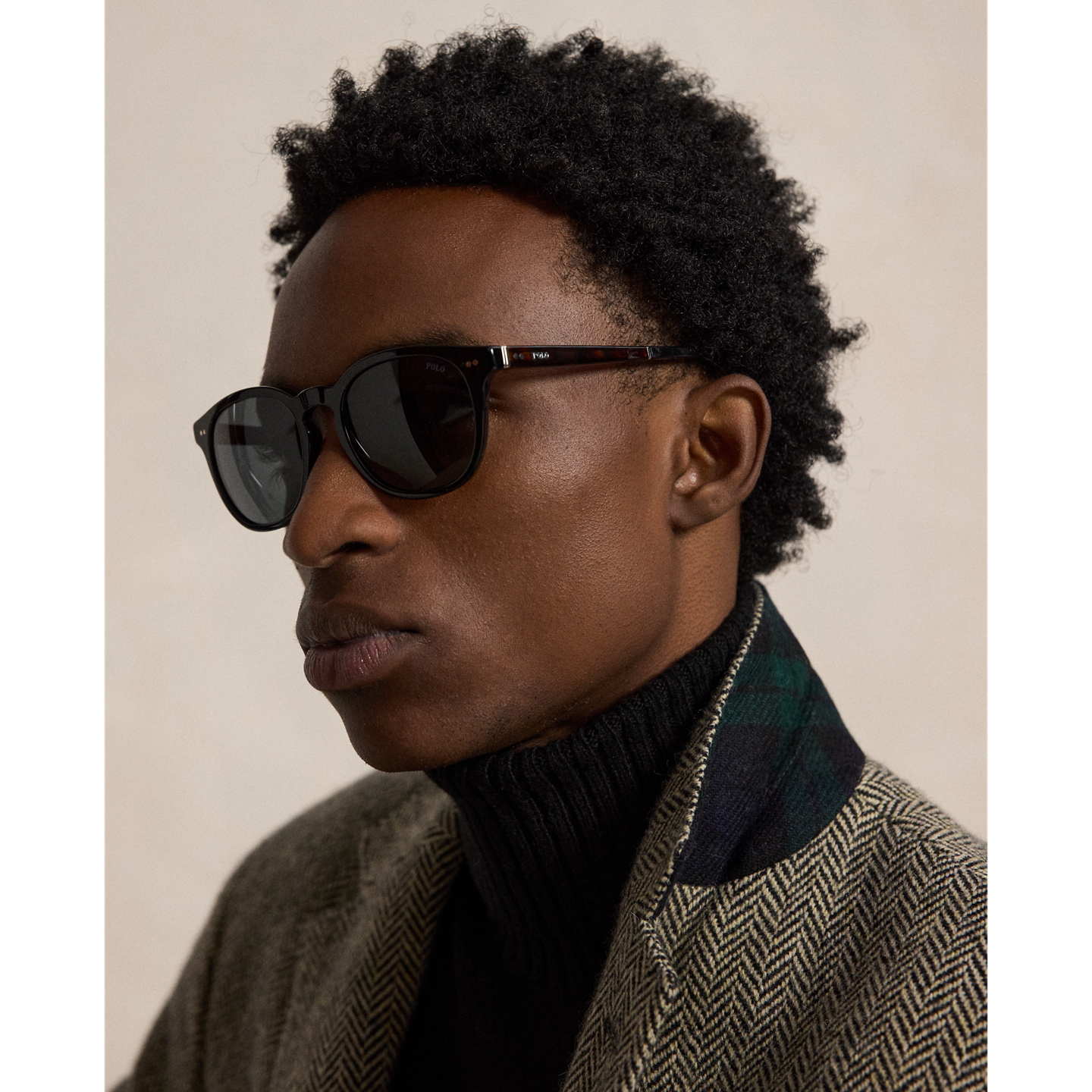 Мужские солнцезащитные очки Ralph Lauren Heritage Rowing Stripe Round Sunglasses, цвет: Блестящий чёрный — фото 3