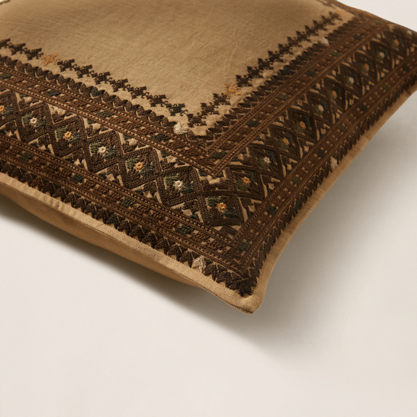 True Brown/Sand Skyler Throw Pillow Ralph Lauren Home 2