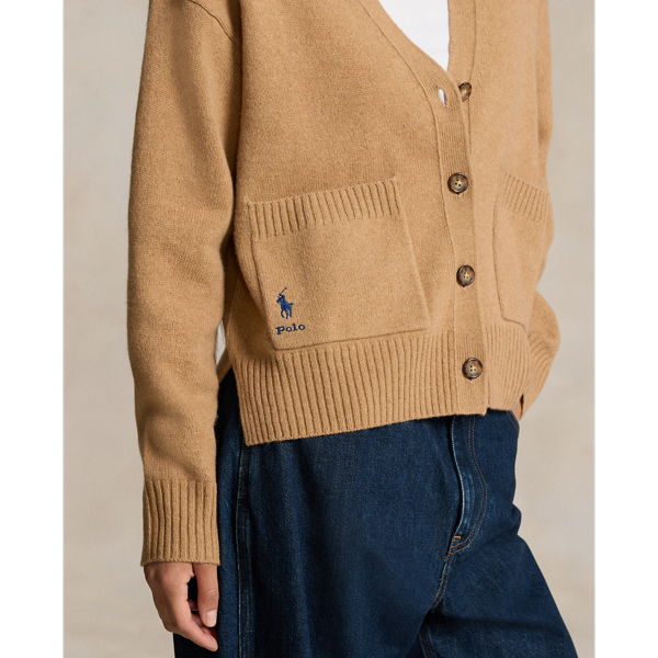 Wollstrickjacke mit V-Ausschnitt