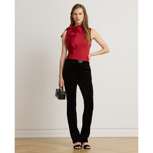 Mouwloze charmeuse blouse met strikhals