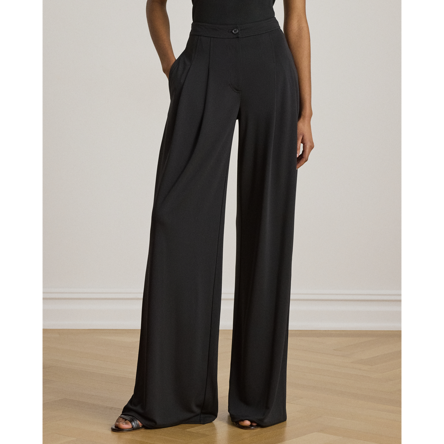 Женские брюки Ralph Lauren Pleated Stretch Jersey Wide-Leg, цвет: Чёрный — фото 1