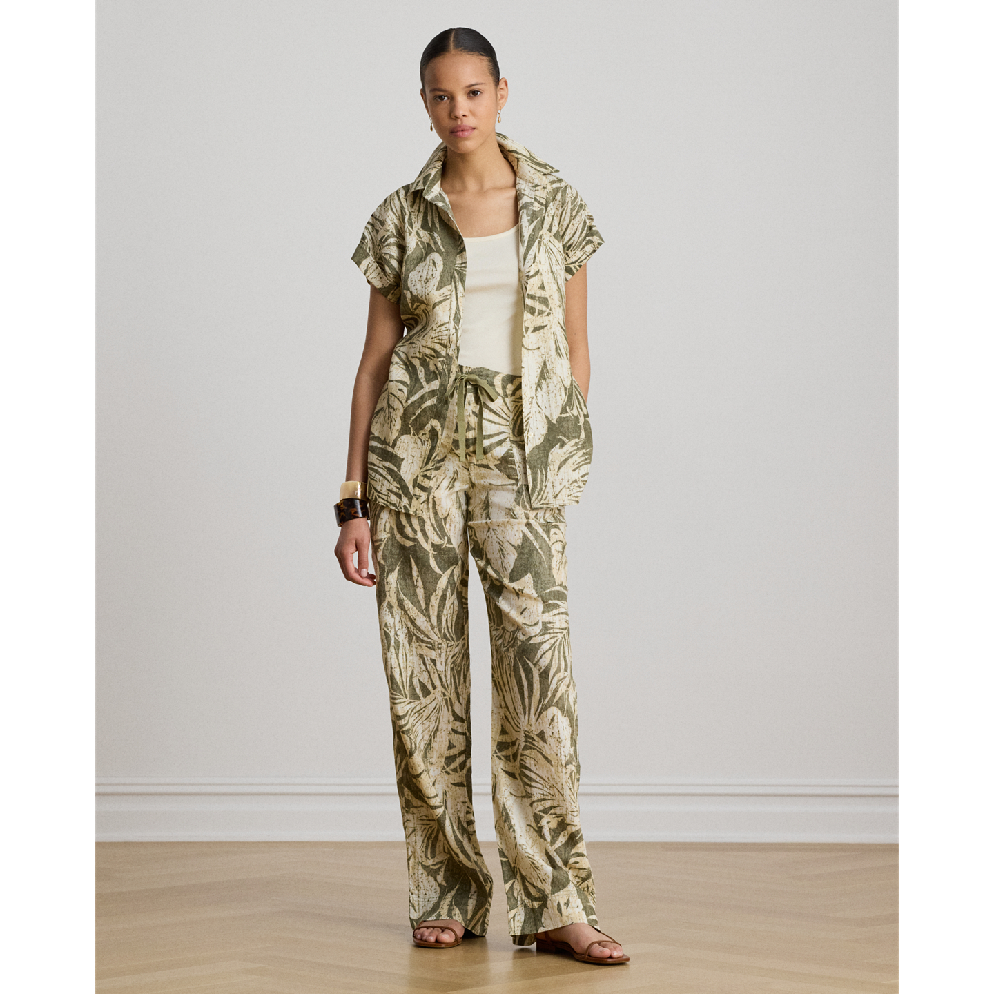 Женские брюки Ralph Lauren Palm-Frond-Print Linen Wide-Leg, цвет: Оливковый разноцветный — фото 4