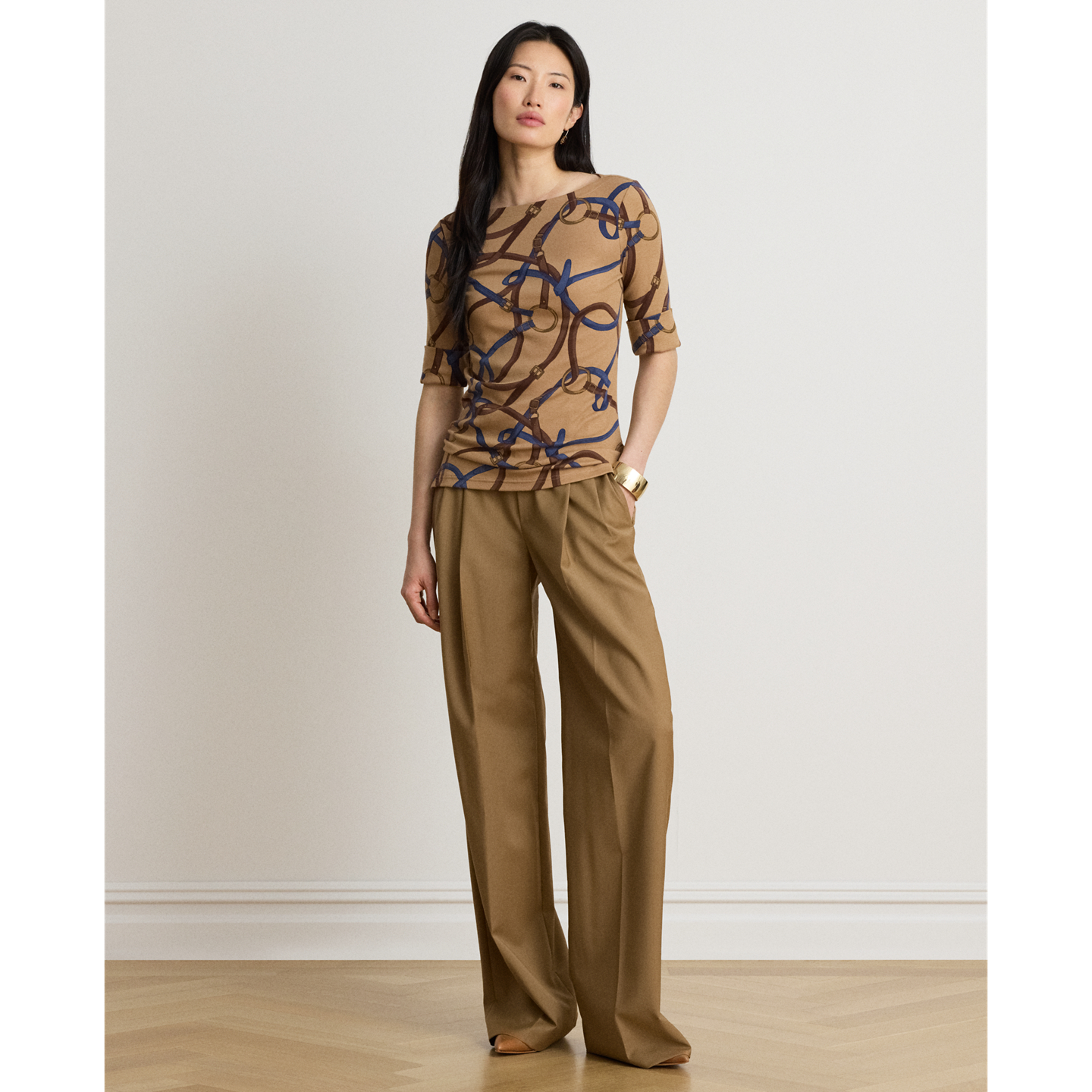 Женская футболка Ralph Lauren Belting-Print Cotton Boatneck, цвет: Верблюжий разноцветный — фото 4