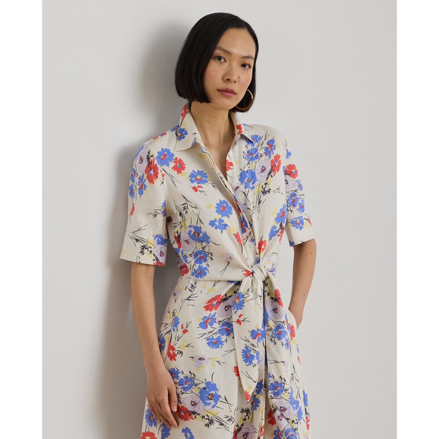Женское платье Ralph Lauren Floral Tie-Front Linen Shirtdress, цвет: Кремовый разноцветный — фото 1