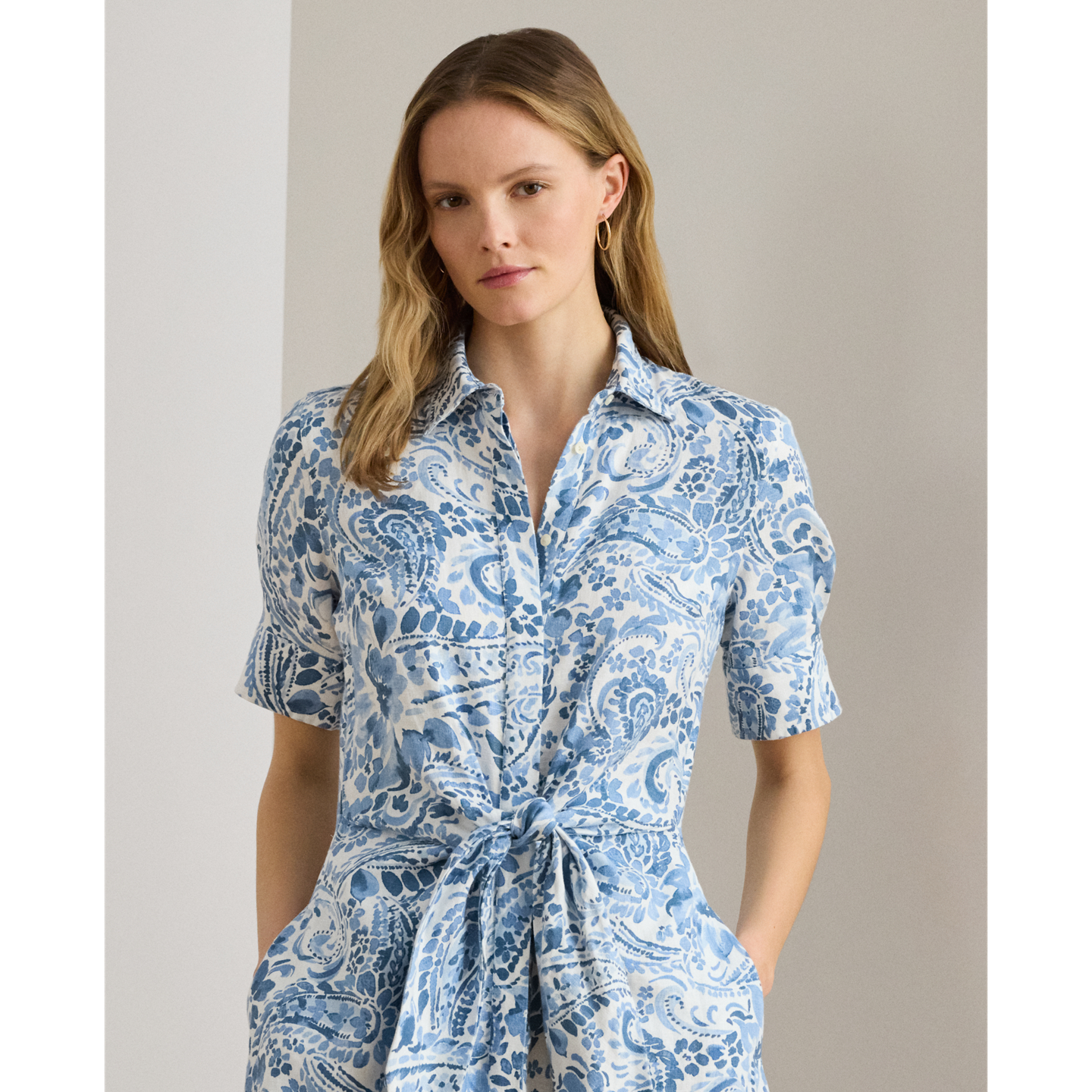 Женское платье Ralph Lauren Paisley Tie-Front Linen Shirtdress, цвет: Белый / Синий — фото 1