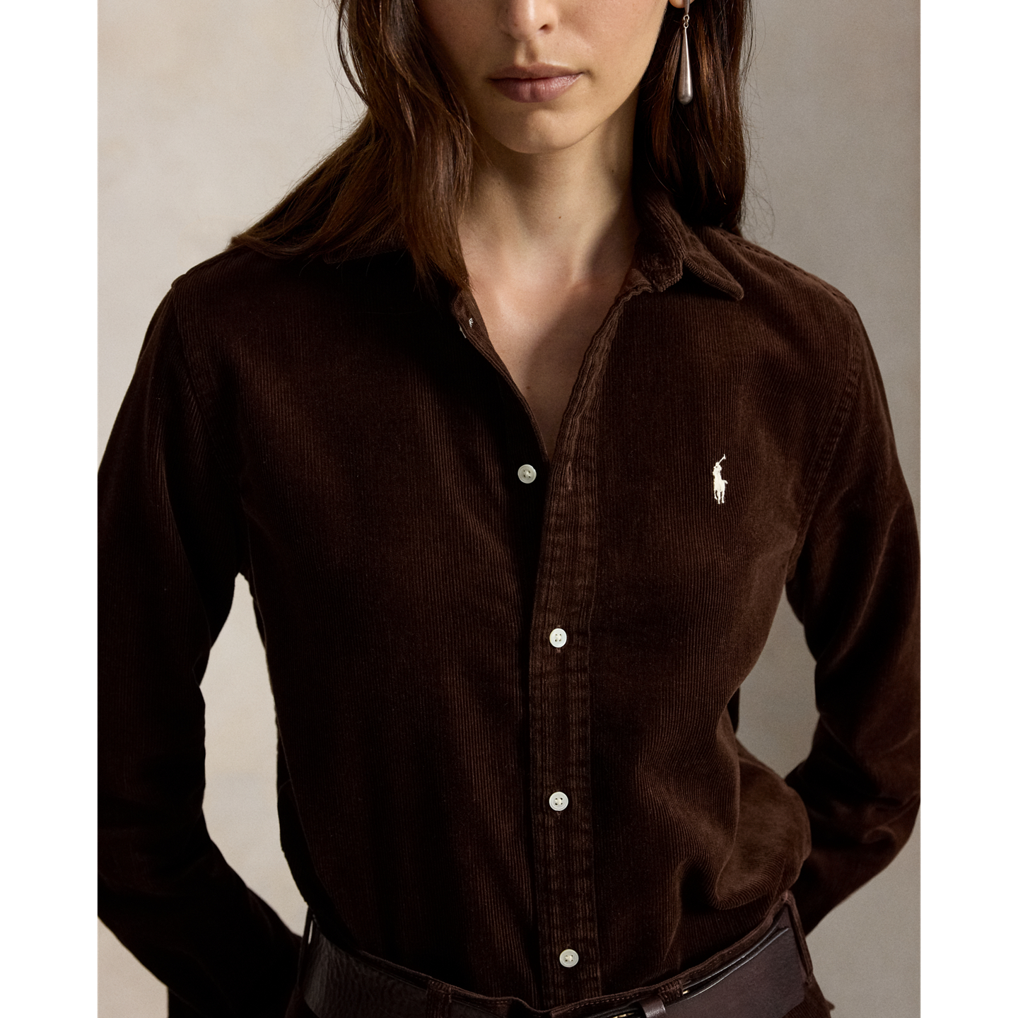Женская рубашка Ralph Lauren Classic Fit Cotton Corduroy, цвет: Тёмный коричневый — фото 3