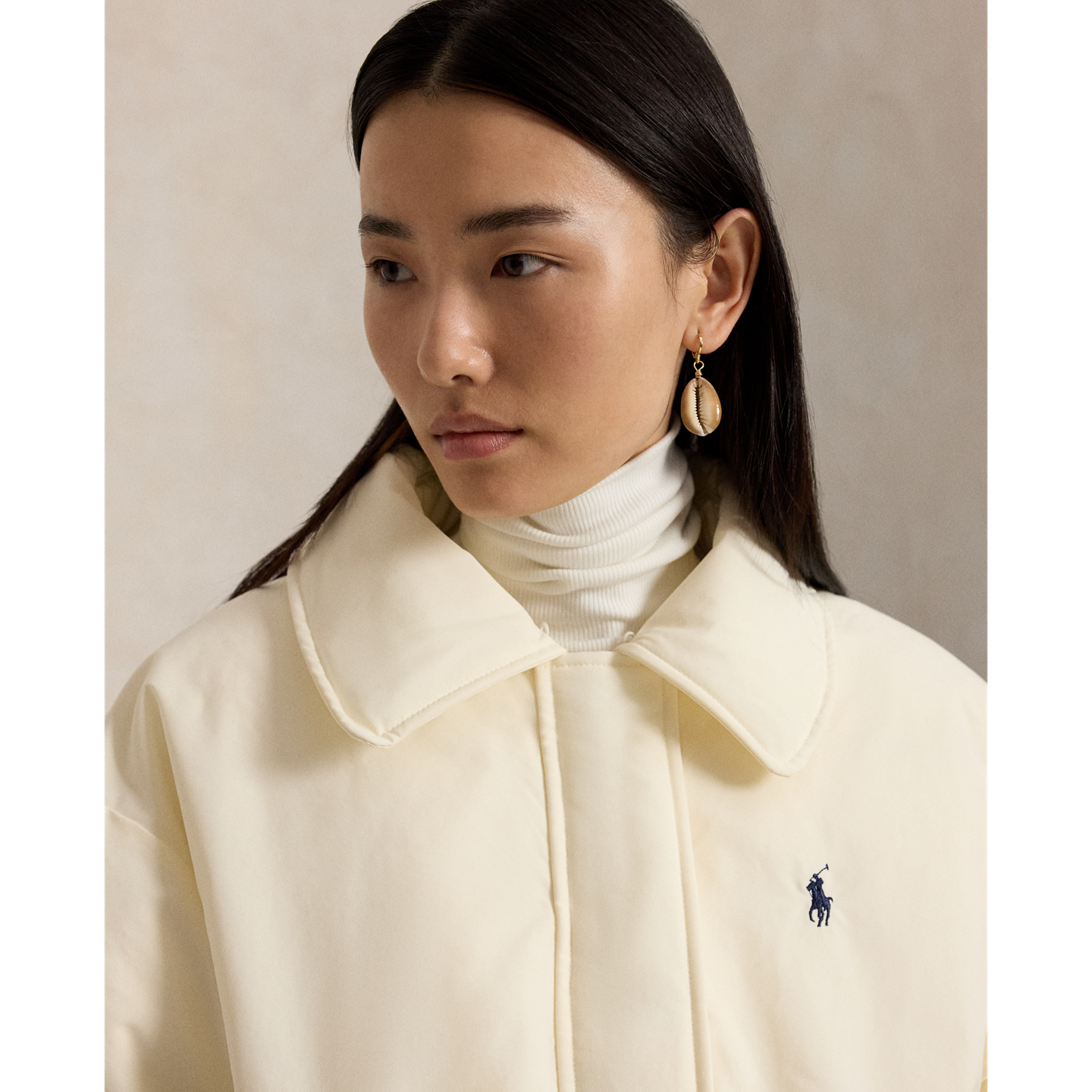 Женская куртка Ralph Lauren High-Pile-Collar Down Puffer, цвет: Кремовый — фото 4