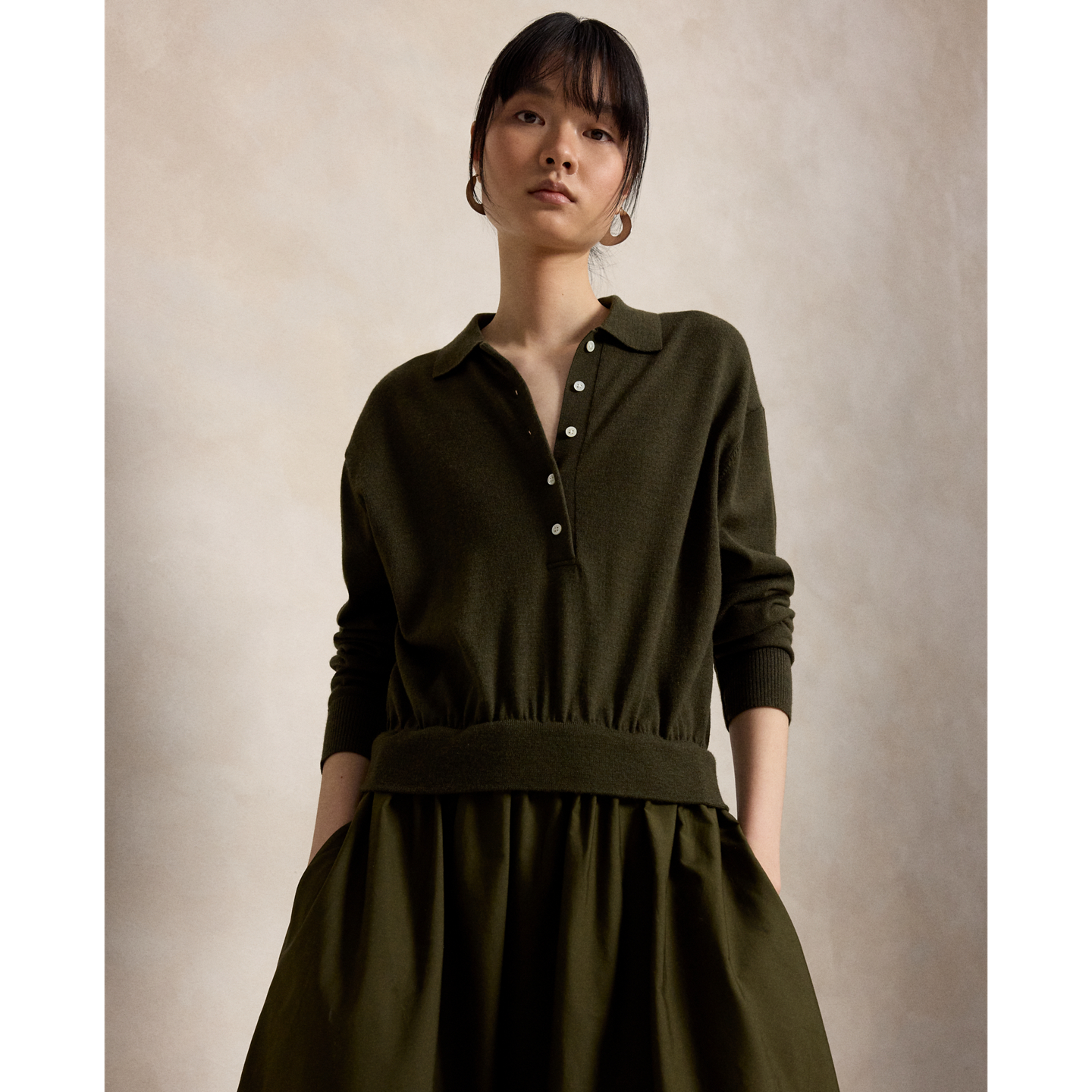 Женское платье Ralph Lauren Hybrid Knit Polo-Bodice, цвет: Оливковый меланжевый — фото 1