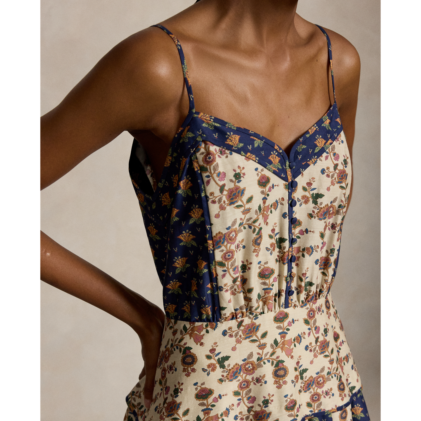 Женское платье Ralph Lauren Sleeveless Mixed-Print Paneled, цвет: С принтом кремовый — фото 3