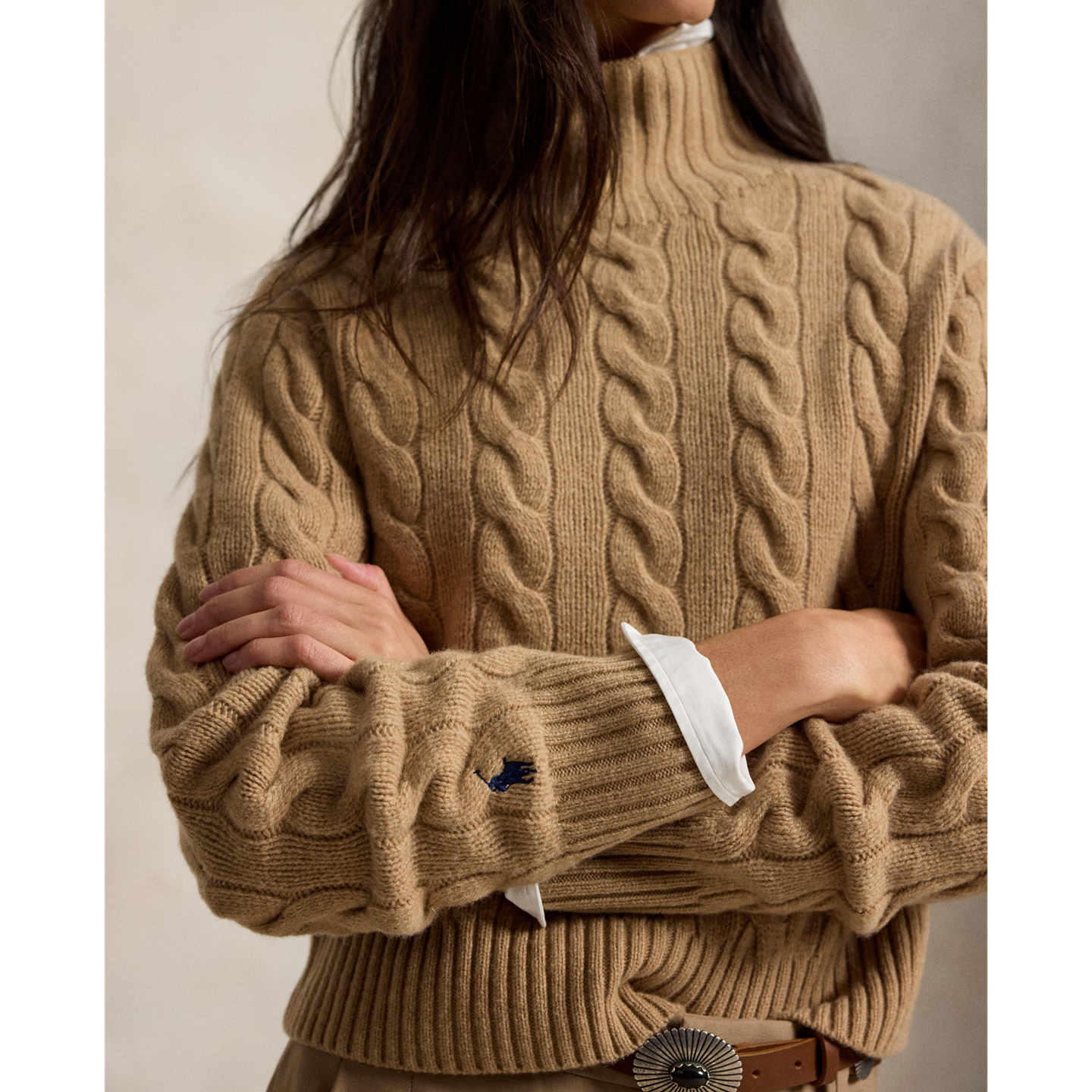 Женская водолазка Ralph Lauren из шерсти и кашемира, вязка косами, цвет: Верблюжий меланжевый — фото 3