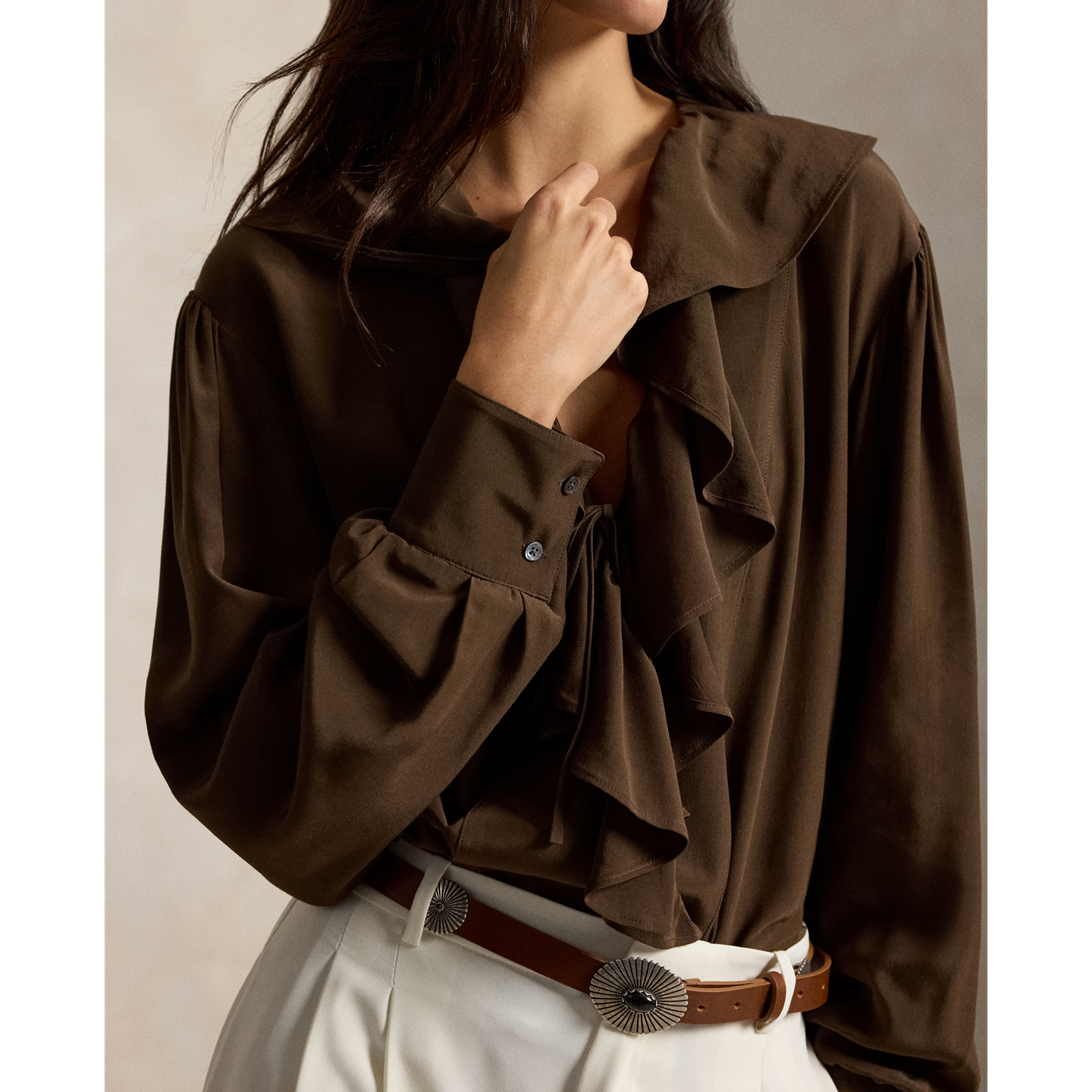 Женская рубашка Ralph Lauren Ruffled Crepe, цвет: Тёмный коричневый — фото 3
