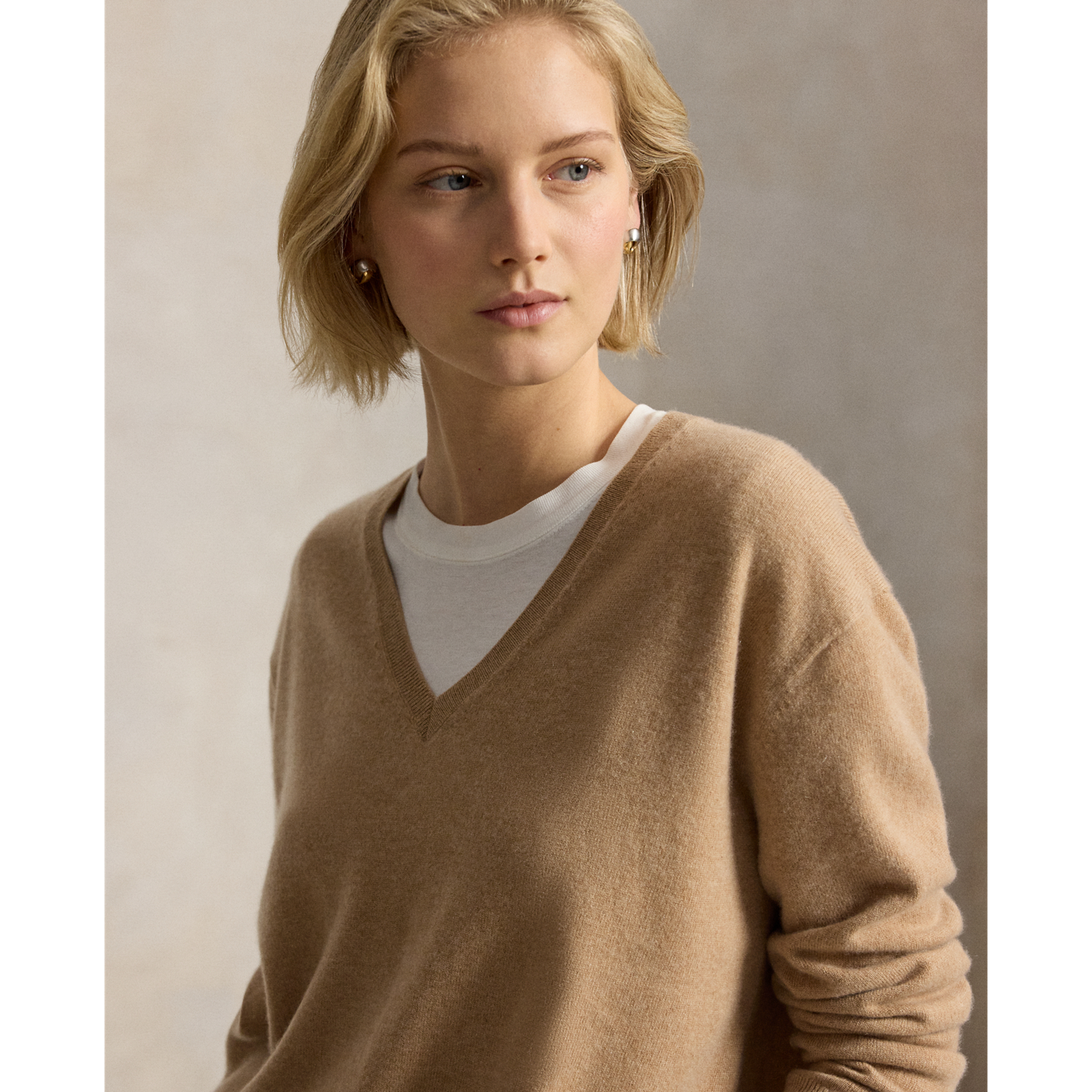 Женский свитер Ralph Lauren Cashmere V-Neck, цвет: Верблюжий меланжевый — фото 3