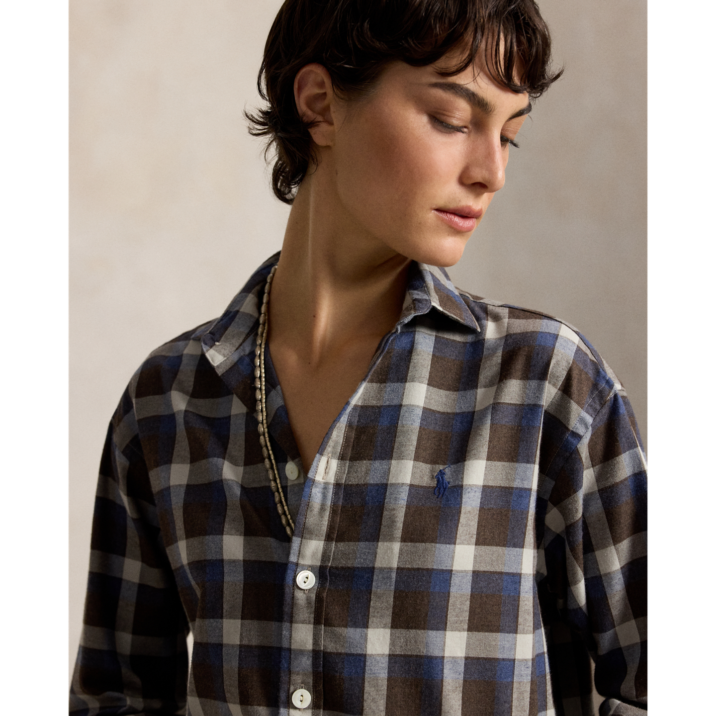 Женская рубашка Polo Ralph Lauren Relaxed Fit Plaid Cotton Twill, цвет: Коричневый синий разноцветный — фото 3
