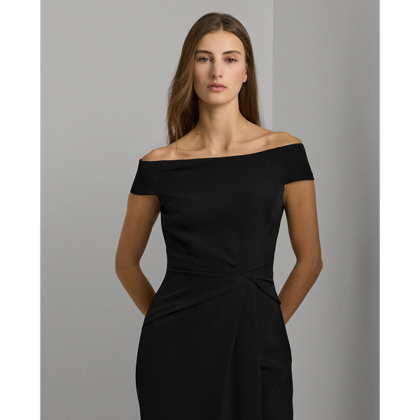 Robe du soir aux &eacute;paules d&eacute;gag&eacute;es Lauren en Noir 4