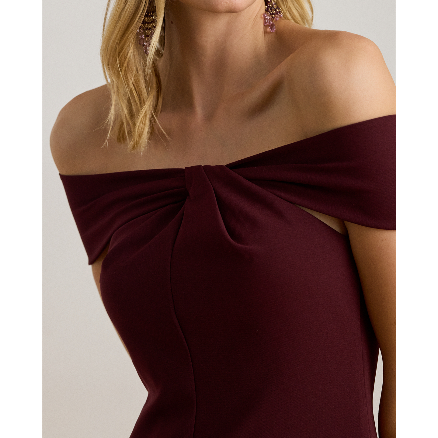 Женское платье Ralph Lauren Twist-Front Crepe Cocktail, цвет: Тёмный гранатовый — фото 3