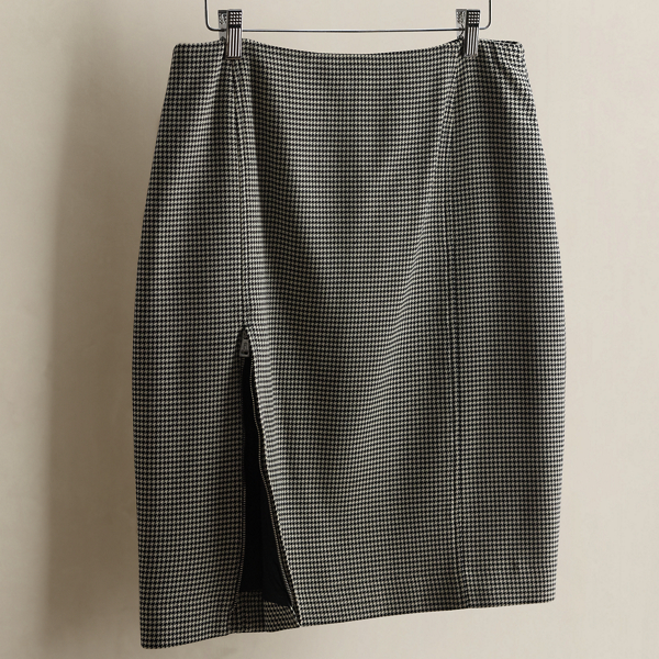c. 2007 Houndstooth Skirt - Size 12