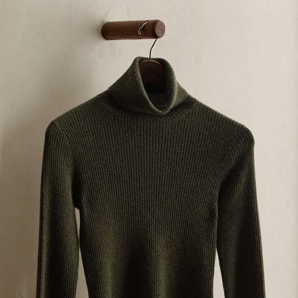 c. 2007 Rib-Knit Turtleneck - Size S