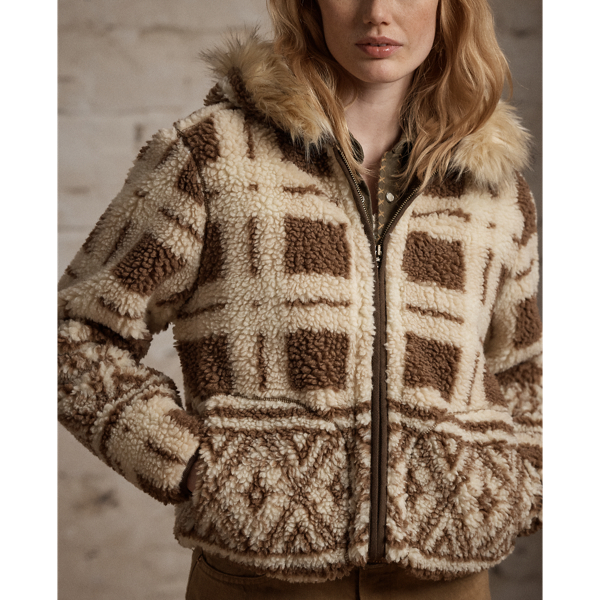 Veste en molleton et fausse fourrure