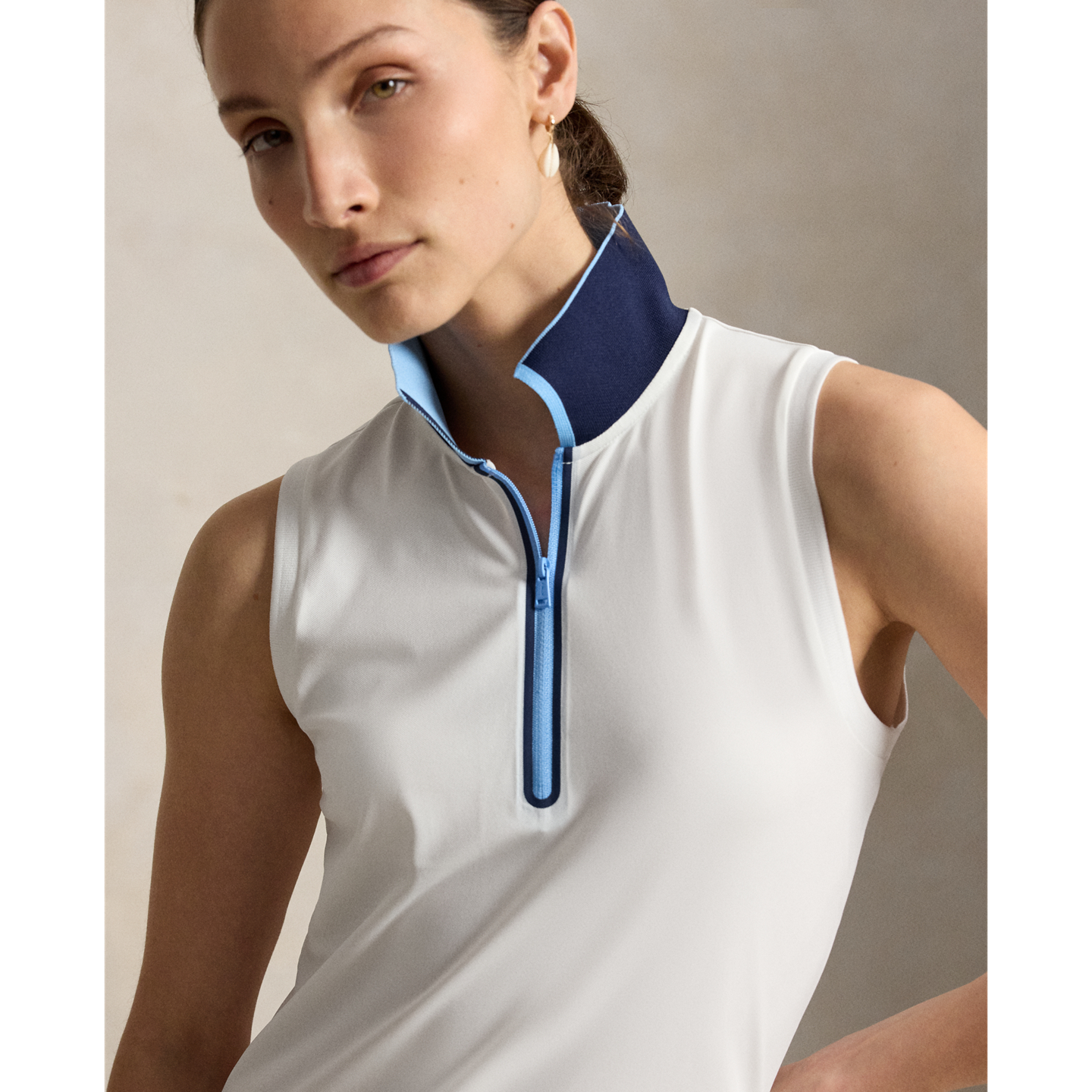 Женское поло Ralph Lauren Sleeveless Quarter-Zip Polo, цвет: Белый / Синий — фото 3