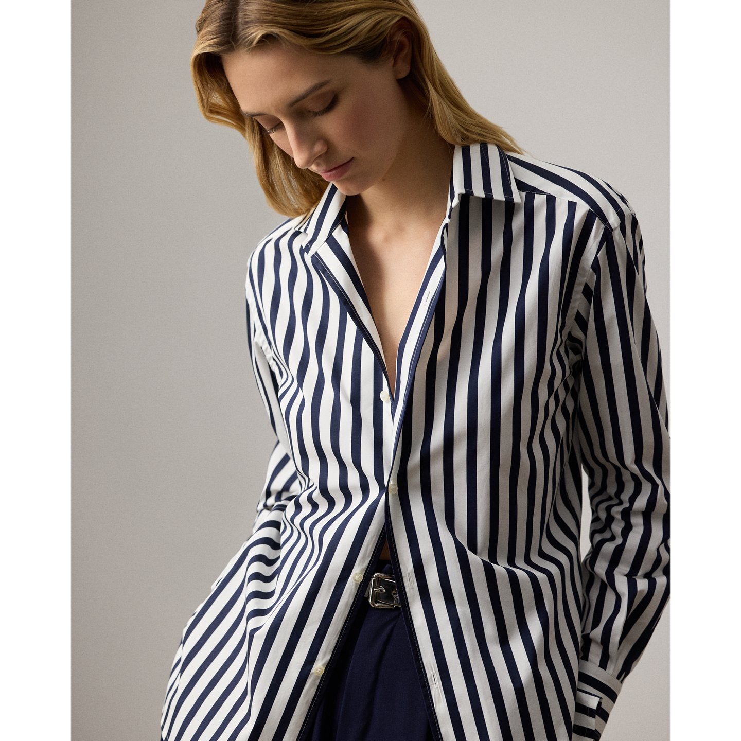 Женская рубашка Ralph Lauren Capri Relaxed Fit Striped Cotton, цвет: Тёмно-синий / Белый — фото 3