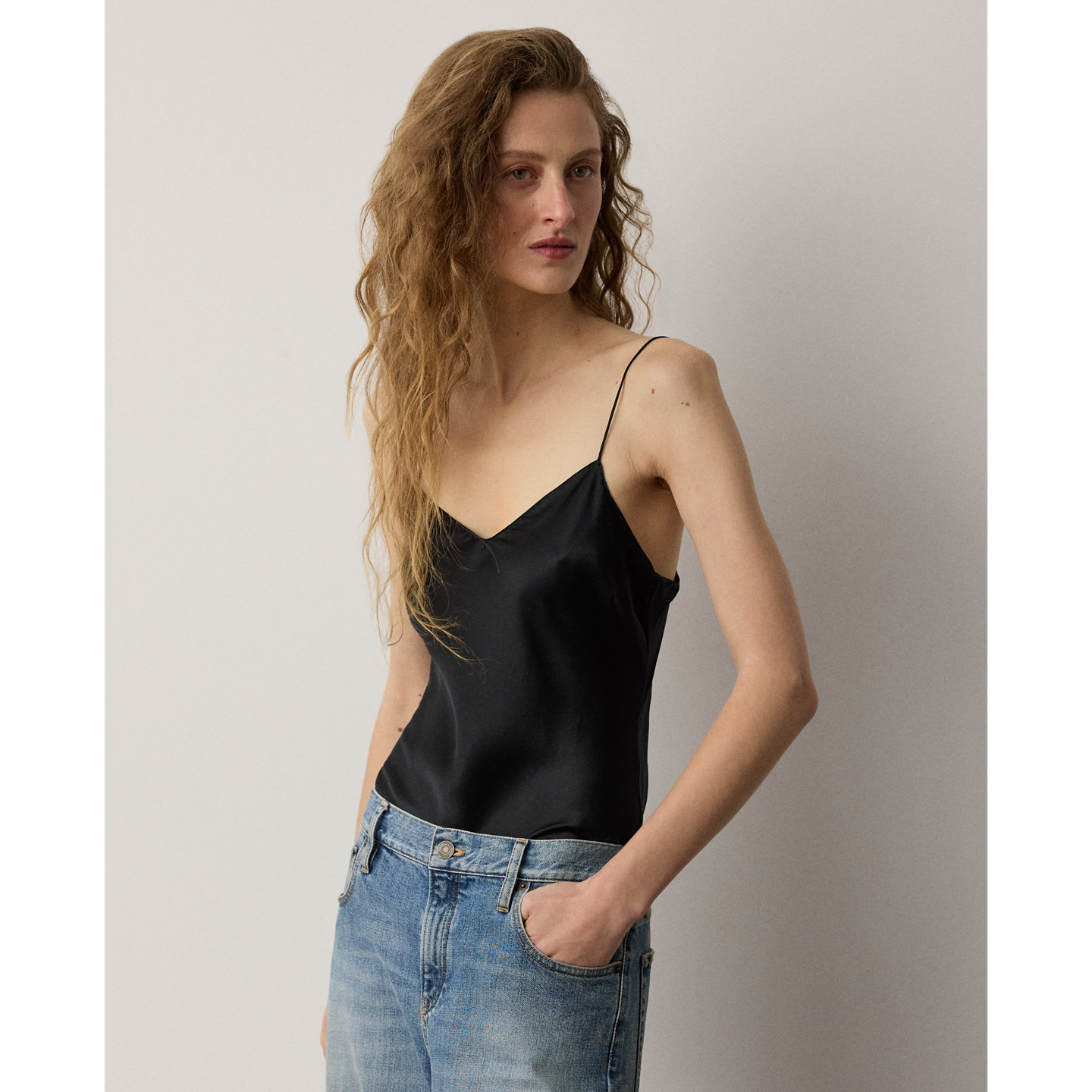 Женский топ Ralph Lauren Annelia Washed Silk Charmeuse Camisole, цвет: Чёрный — фото 4