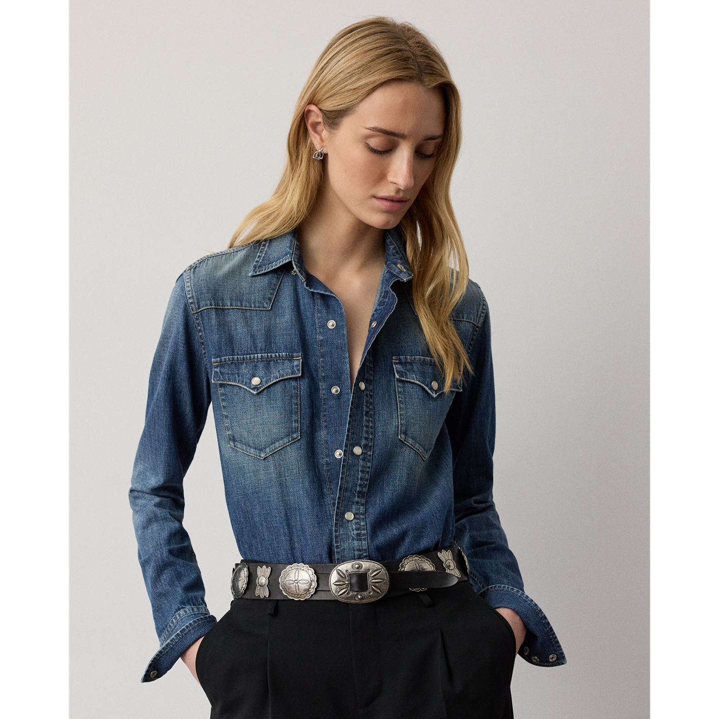 Женская рубашка Ralph Lauren Payson Cotton Denim Western, цвет: Синий варёный — фото 4