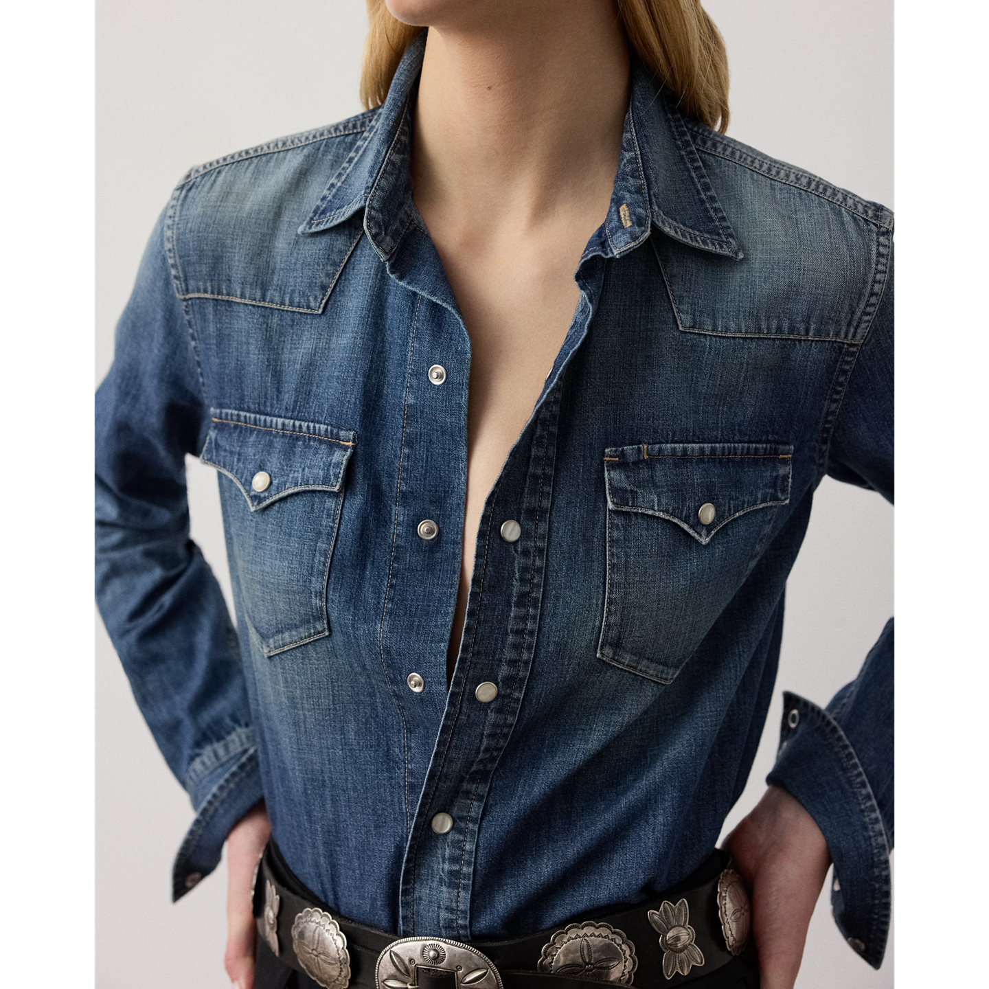 Женская рубашка Ralph Lauren Payson Cotton Denim Western, цвет: Синий варёный — фото 3