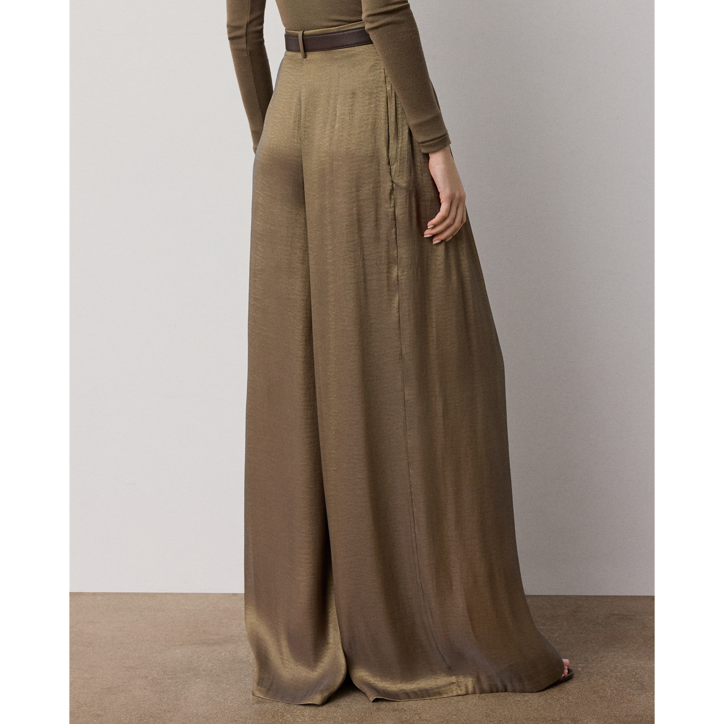 Женские брюки Ralph Lauren Greer Lamé Pleated, цвет: Состаренный латунный — фото 2