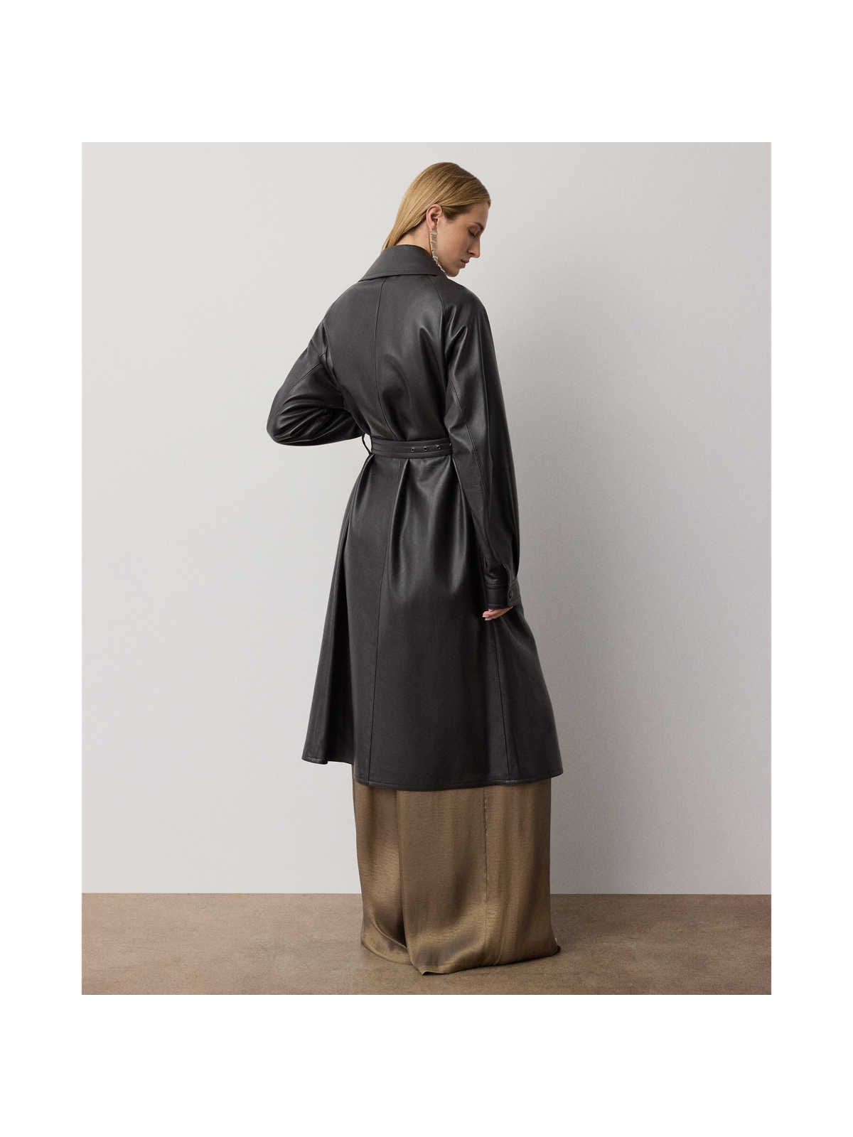 Женские куртки Ralph Lauren Bailey Lambskin Trench Coat — фото 2