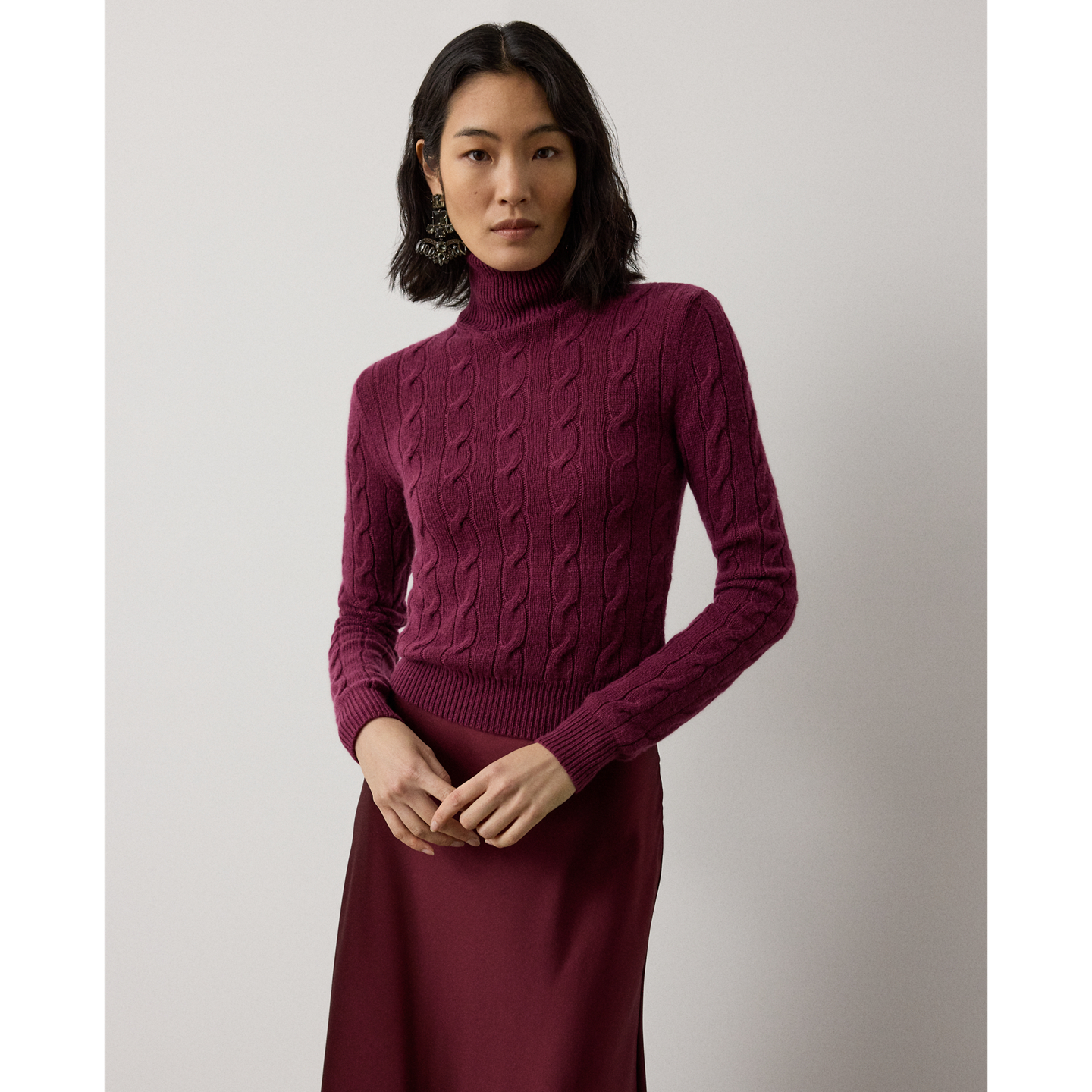 Женский свитер Ralph Lauren Cable-Knit Cashmere Turtleneck, цвет: Carmine — фото 4